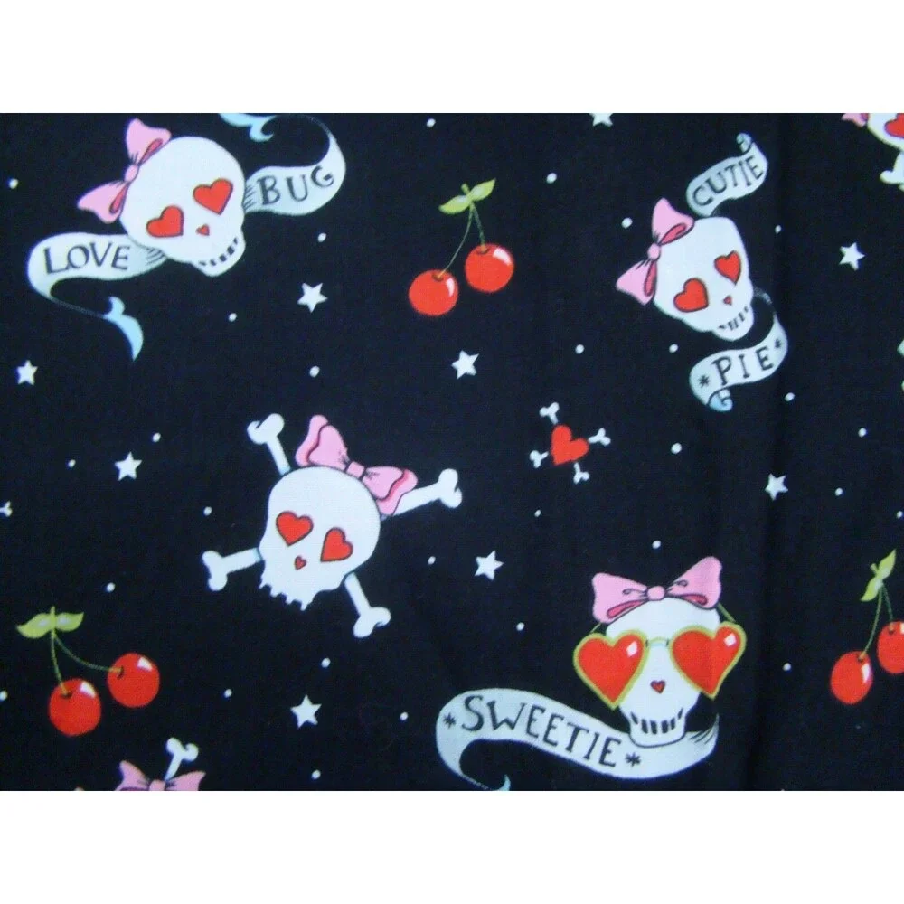 Snuggle Skull Fabric Piece Alexander Henry 11 x 44in Valentine Hearts Bones Goth